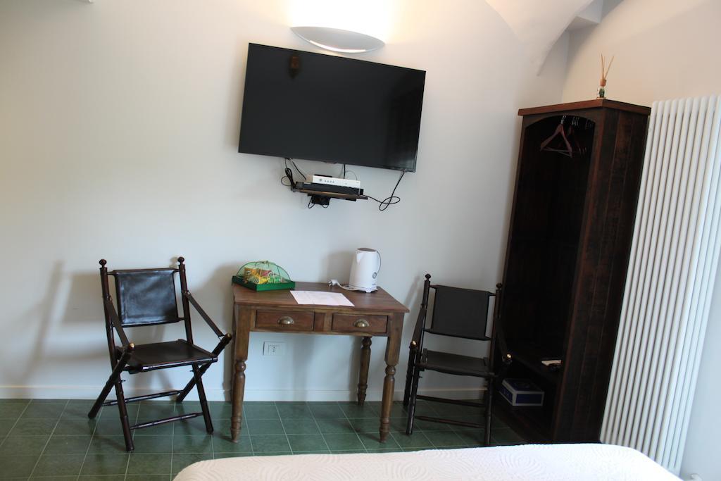 Abracadabra Tortona Bed and Breakfast Milano Rum bild