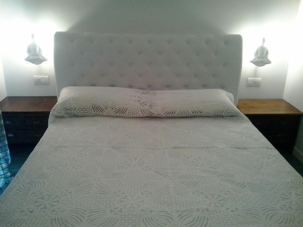 Abracadabra Tortona Bed and Breakfast Milano Rum bild